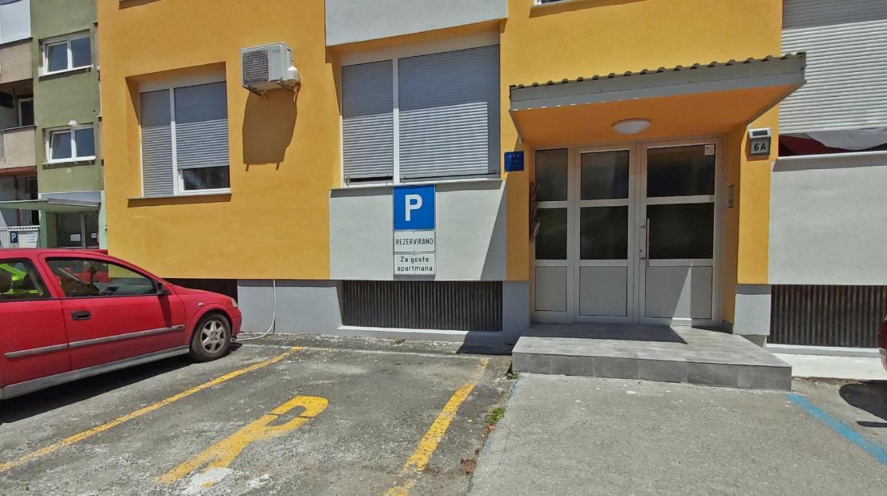 Ka Star Apartment Karlovac Luaran gambar