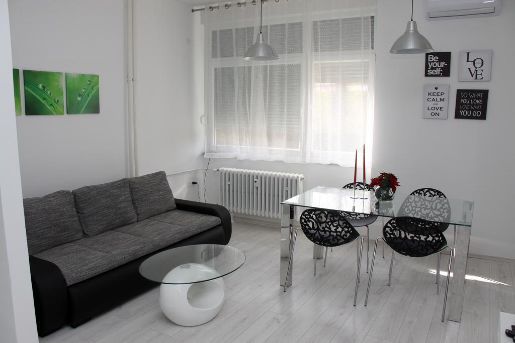 Ka Star Apartment Karlovac Luaran gambar